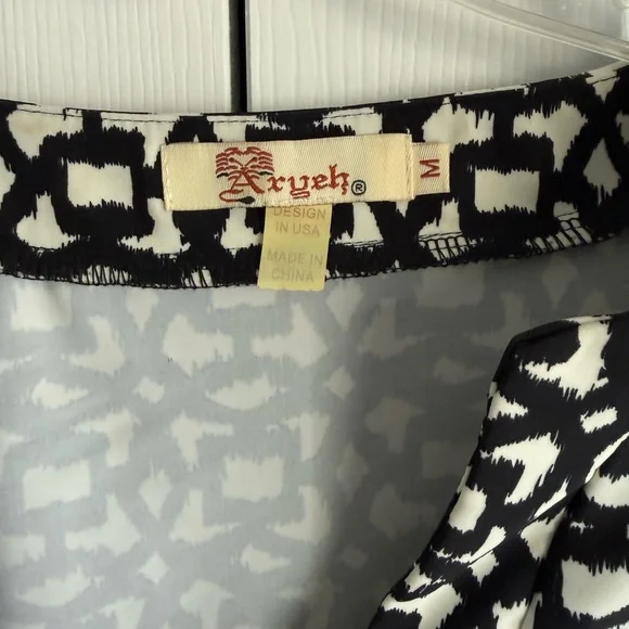 ARYEH Dress - Picture 2 of 3